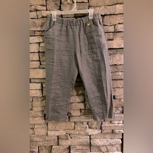 Ellen Tracy Linen plaza crops